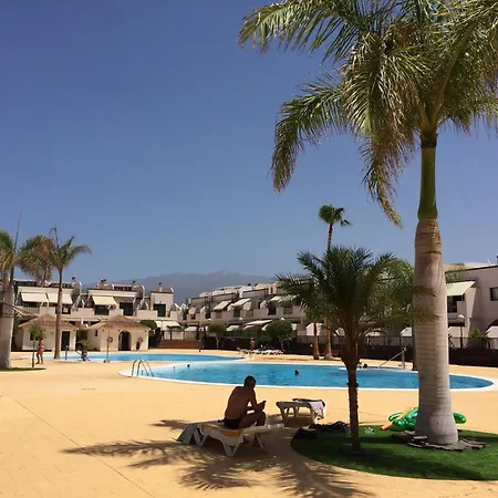 Lägenhet Geranios Avec Piscine Et Toit Terrasse